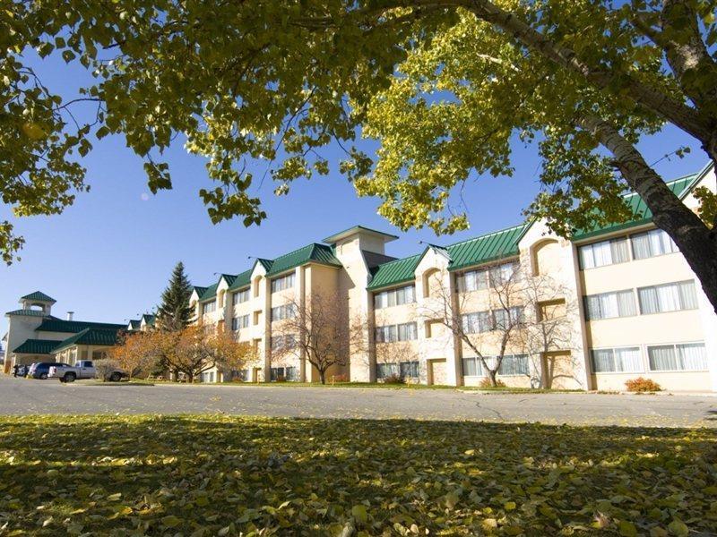 Amenida Residences, YYC المظهر الخارجي الصورة